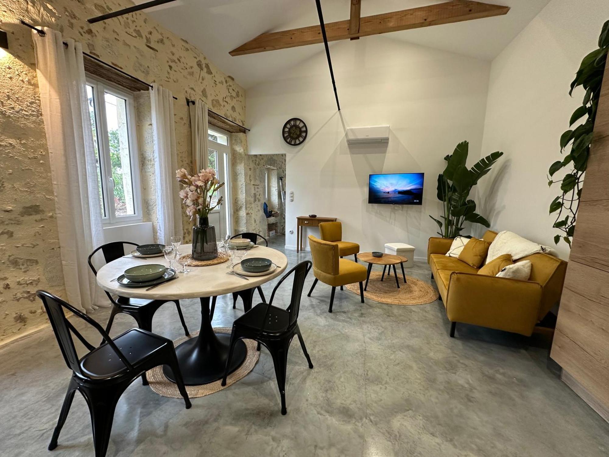 Maison De Vacances Gondrin Zewnętrze zdjęcie