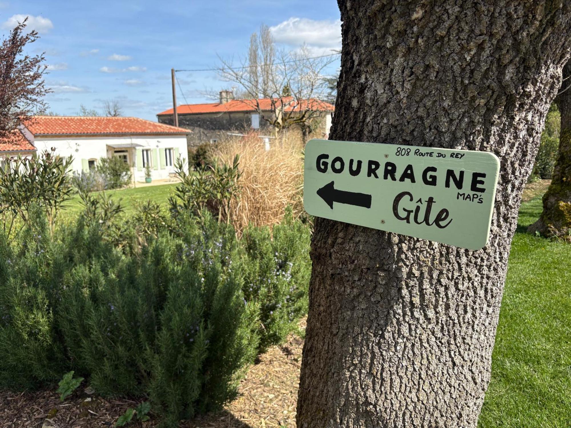 Maison De Vacances Gondrin Zewnętrze zdjęcie
