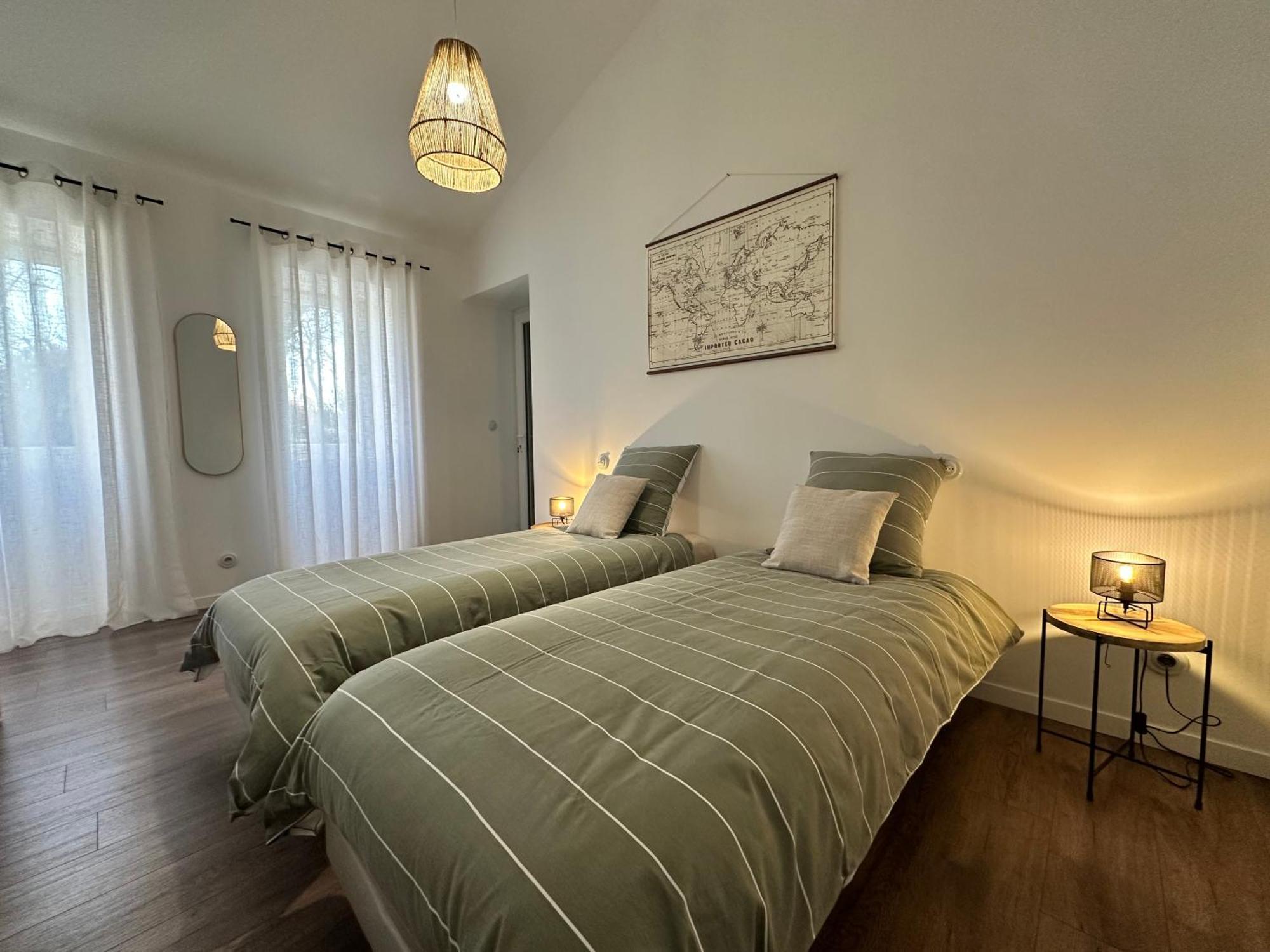 Maison De Vacances Gondrin Zewnętrze zdjęcie